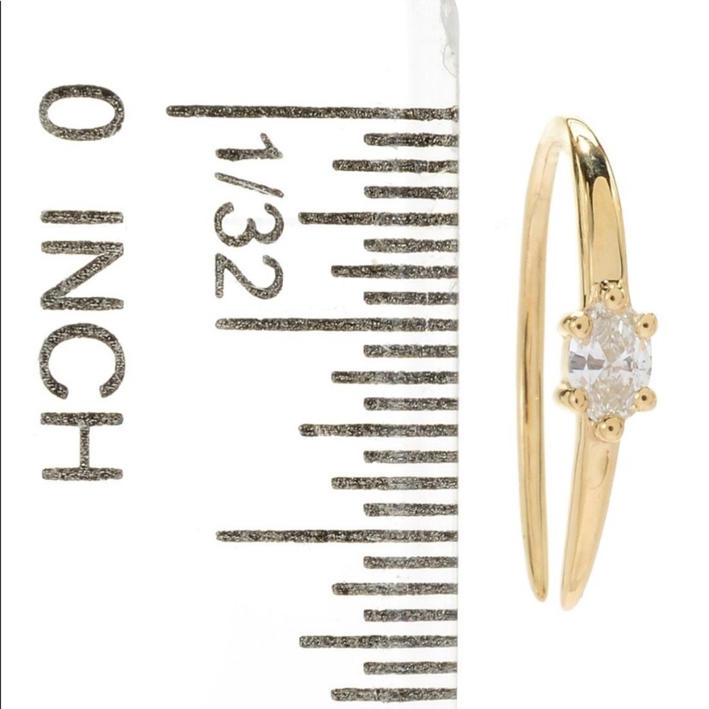 14k yellow gold oval diamond earring